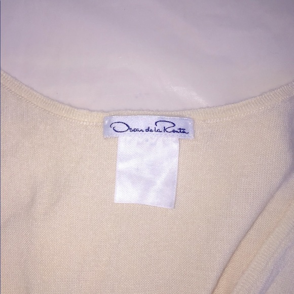 Oscar de la Renta Top - Picture 5 of 5